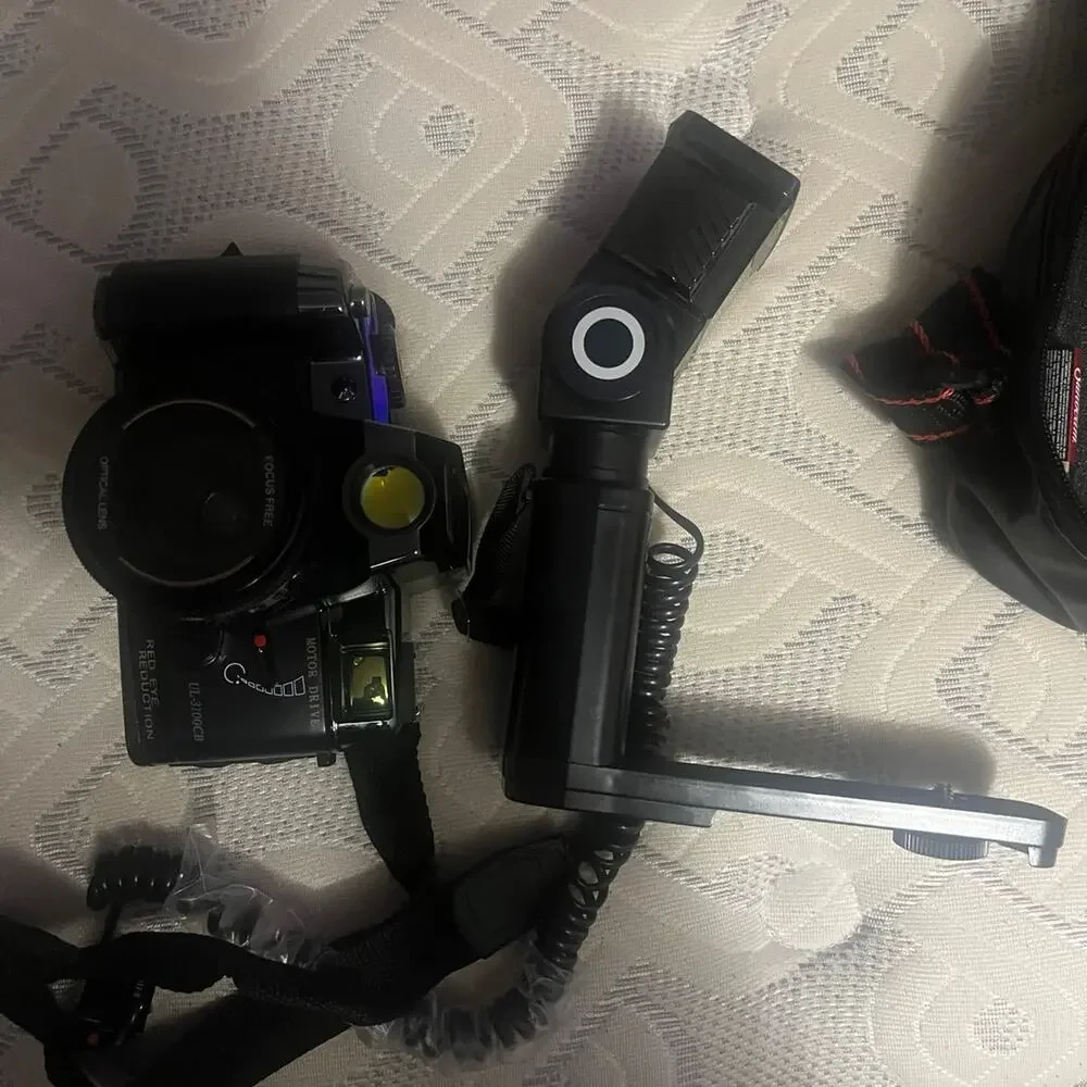 Canon UL-3100CB Film Camera with Accessories Flash Untested EUC